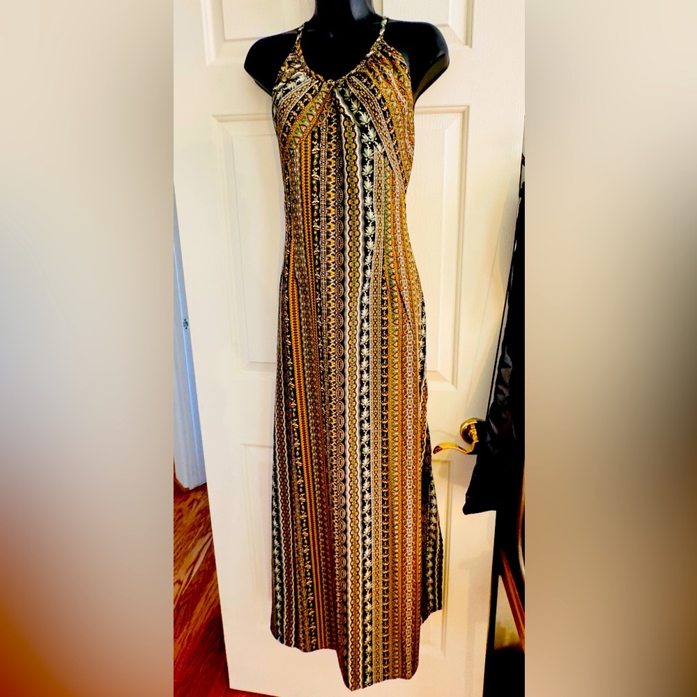 Beautiful Maxi Dress with Side Slit